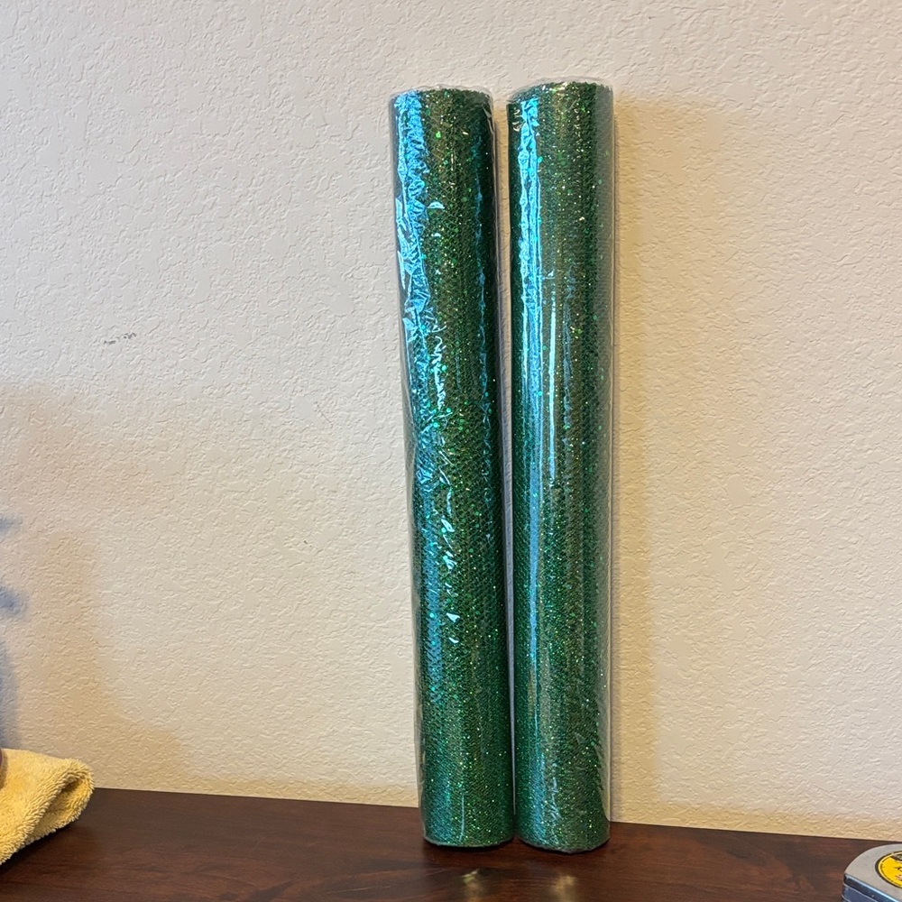 Christmas/Holiday sparkly green mesh- set of 2
